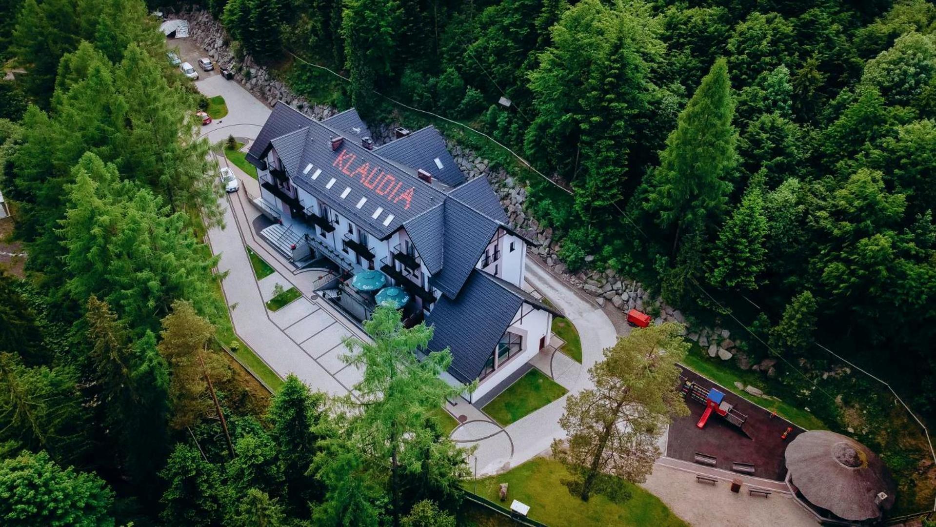 Hotel Klaudia Juszczyn Exteriér fotografie